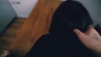 口と膣の快楽による情熱的な愛撫